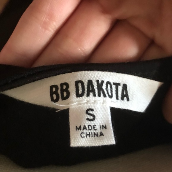 BB Dakota Open Back Black Dress - Picture 3 of 3